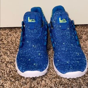 Boys LA Gear shoes